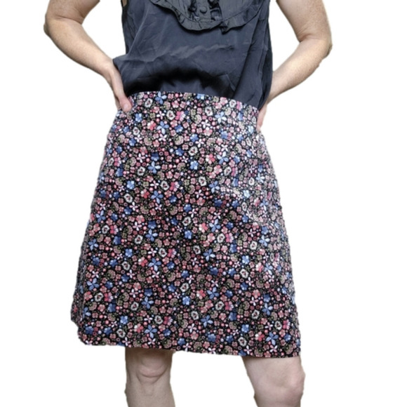 LOFT Dresses & Skirts - Size 12 Y2K Floral print velvet A-Line Mini skirt LOFT
